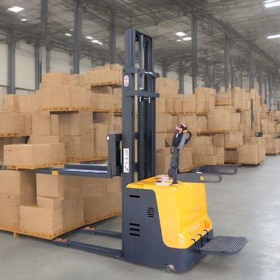 Máy xếp hàng pallet điện tự tải xếp hàng xe nâng 1,5 tấn 2 tấn